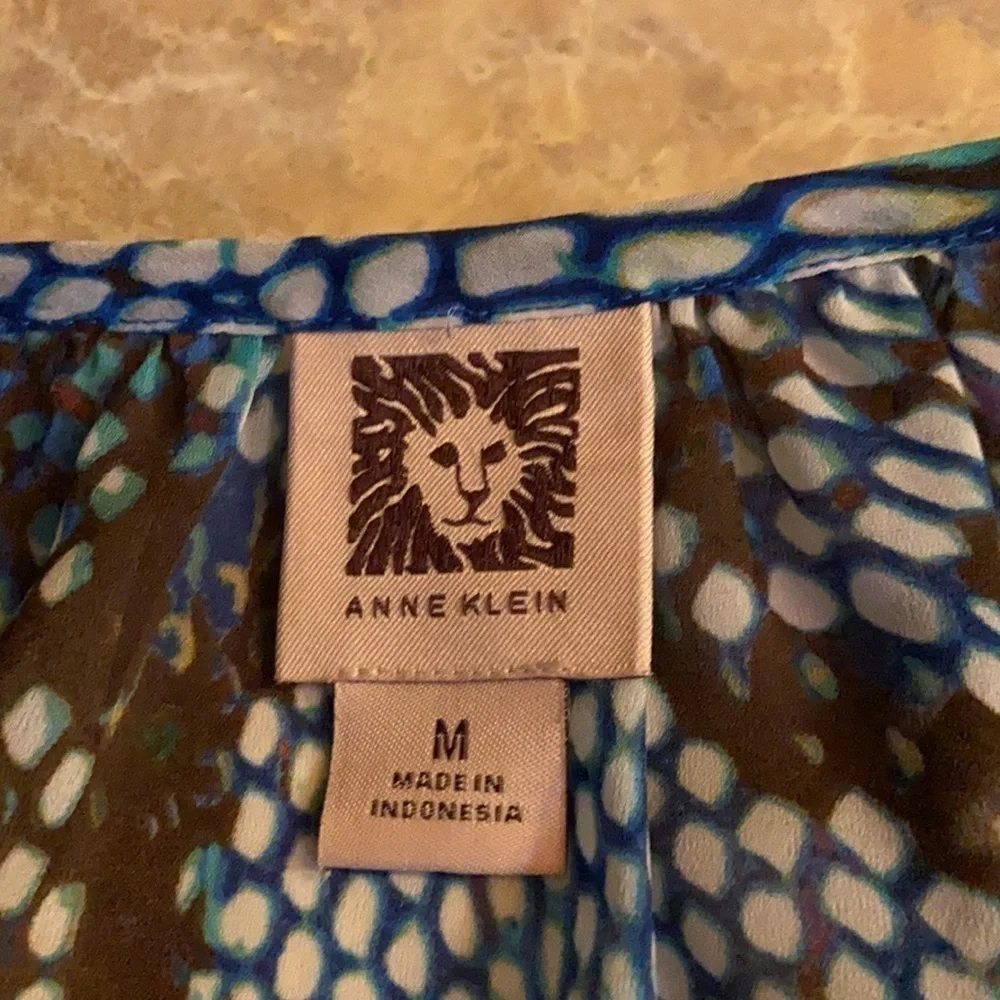 Anne Klein long sleeve sheer Blouse